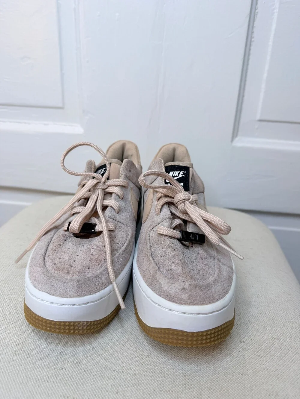 Nike Air Women's Size 7 Beige Suede Sneakers